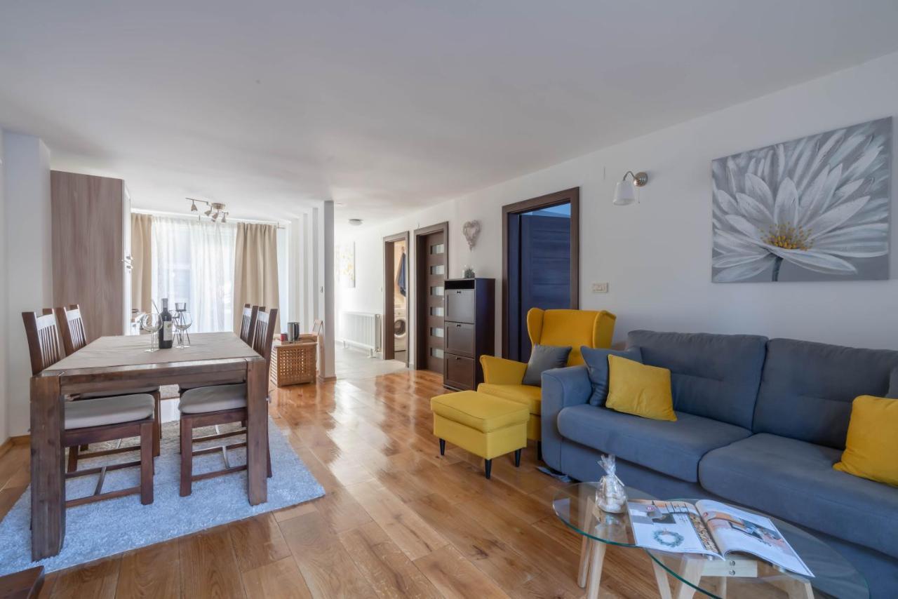 Apartment Gabriella Zagabria Esterno foto