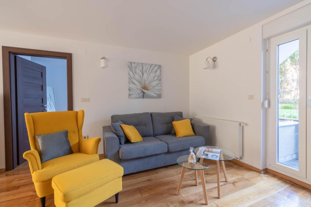 Apartment Gabriella Zagabria Esterno foto