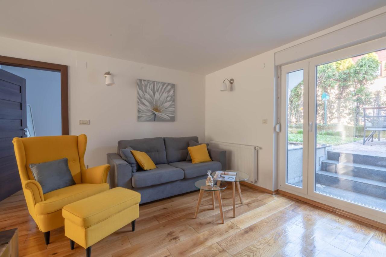 Apartment Gabriella Zagabria Esterno foto